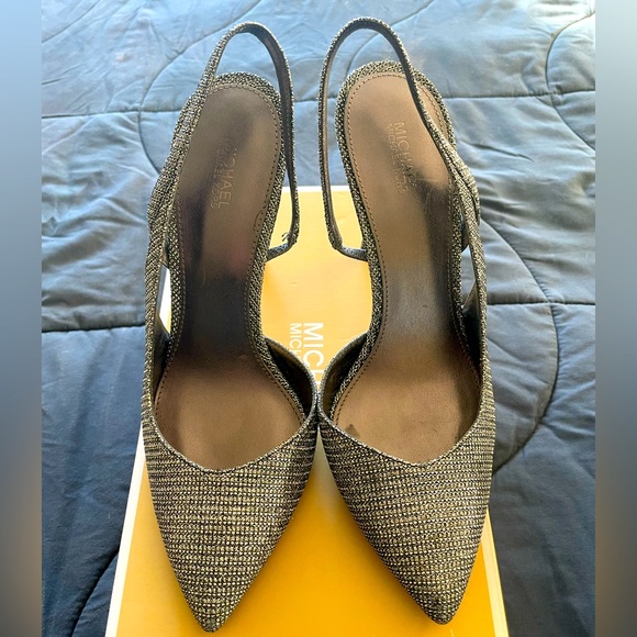 Michael Kors Silver heels - Picture 1 of 5